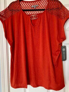 3X NEW TOP BY DAISY FUENTES